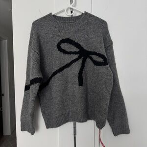 Cider NWT Gray Sweater with Black Bow Accent